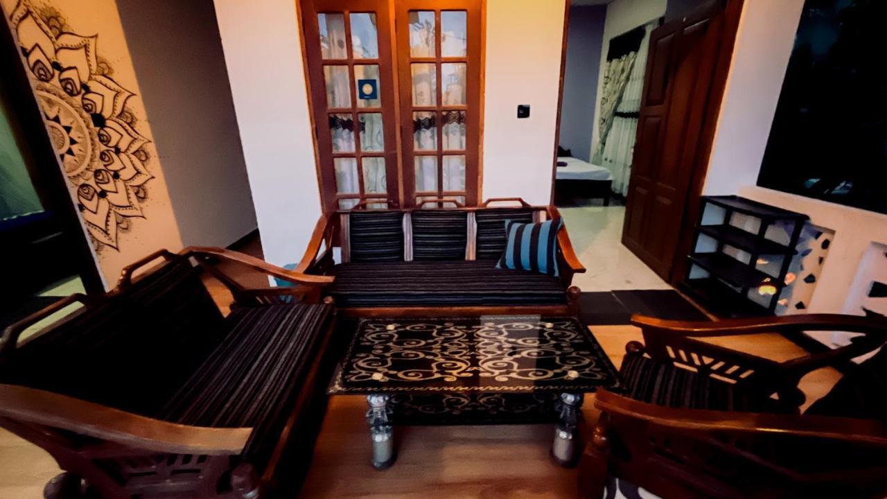 Adhi'S Place Ella Zewnętrze zdjęcie